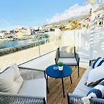 Будинок відпочинку Paraiso Costero Bahia La Caleta By Deihu Experiences Адехе